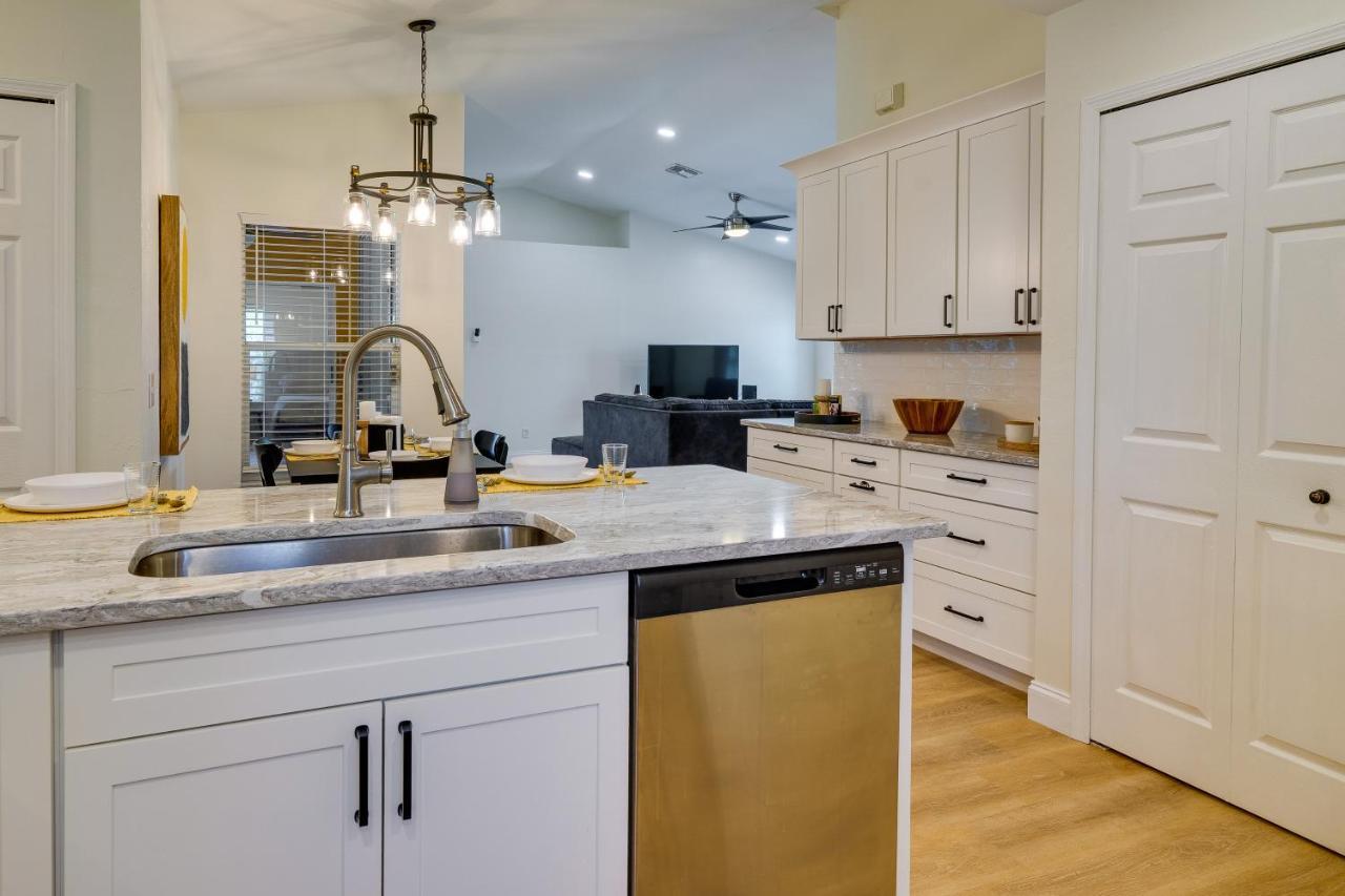 Pet-Friendly Cape Coral Vacation Rental With Lanai! Exterior photo
